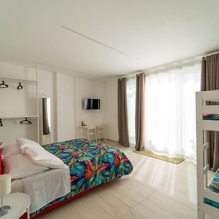 Nni Mia Hotel โมดิกา ภายนอก รูปภาพ